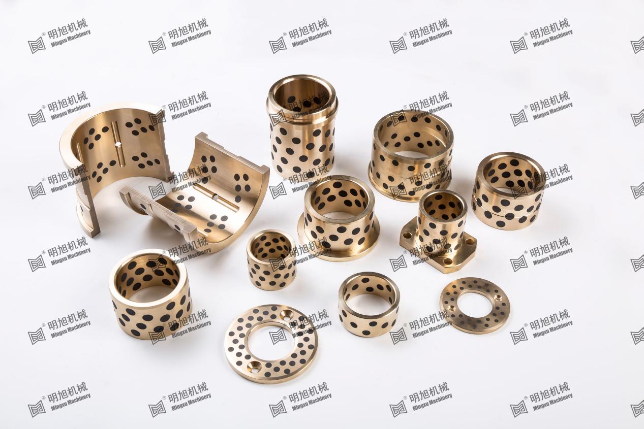 Aké faktory by sa mali brať do úvahy pri výbere medzi bronzom, oceľou a keramikou ako základný materiál pre ložiská mluzujúceho tuhé látky?